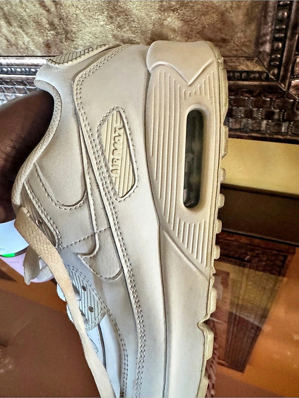 Youth Nike Air Max 90 Triple White Sneakers White US 7Y - Picture 5 of 6